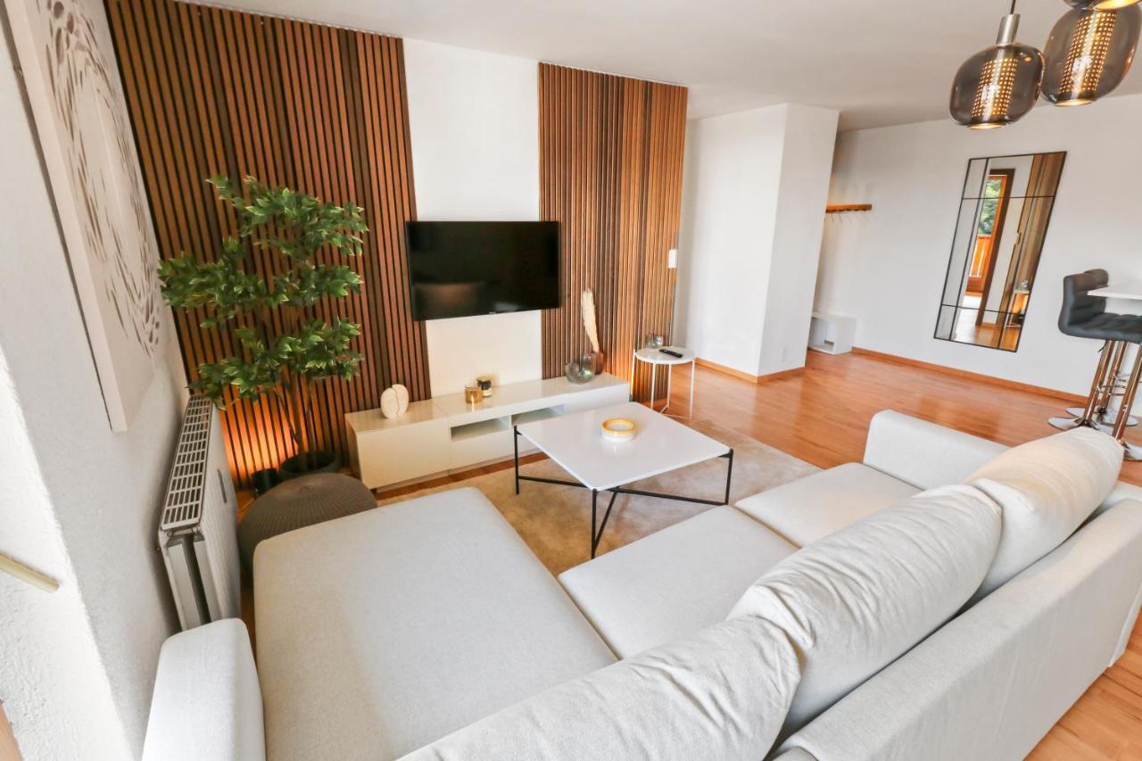 Logement Chaleureux Au Coeur De La Station Crans-Montana Exteriör bild