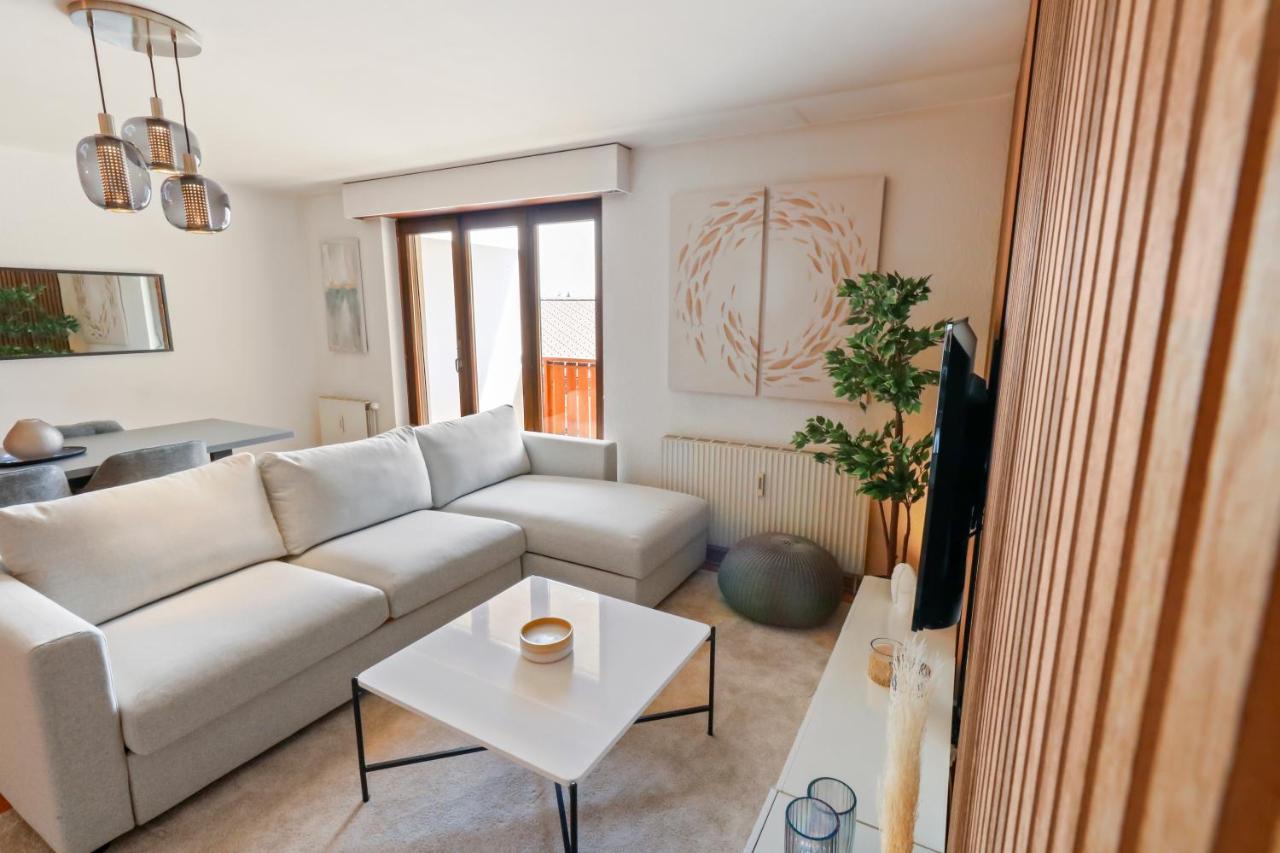 Logement Chaleureux Au Coeur De La Station Crans-Montana Exteriör bild